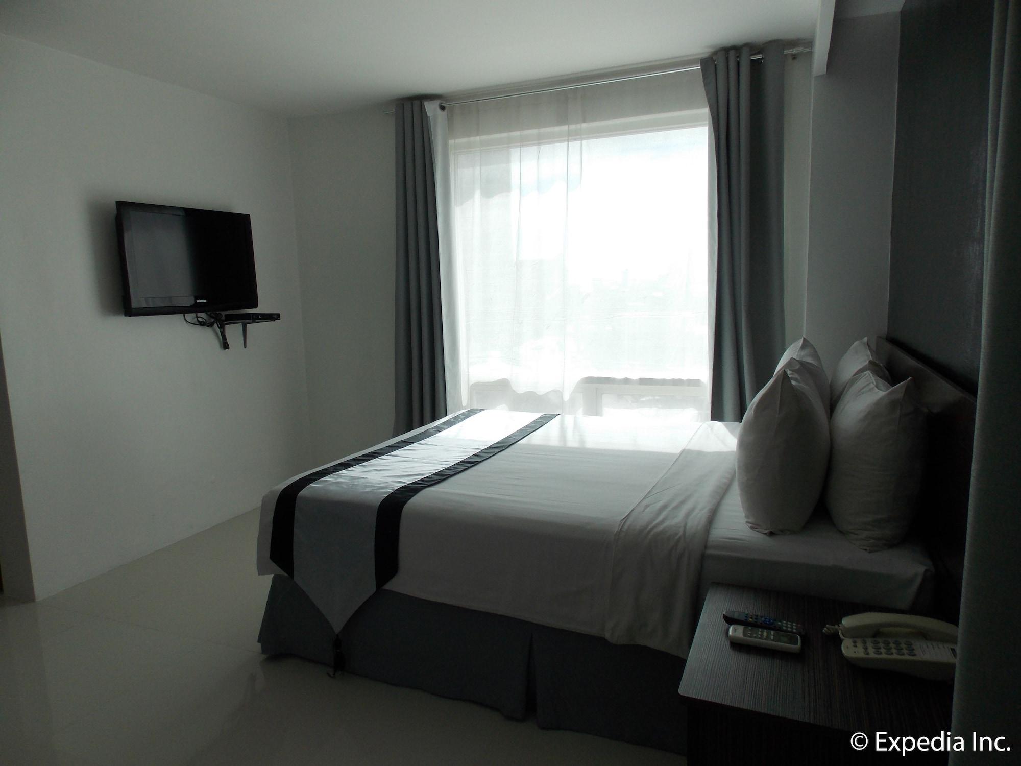Cityscape Hotel Mandaue Esterno foto