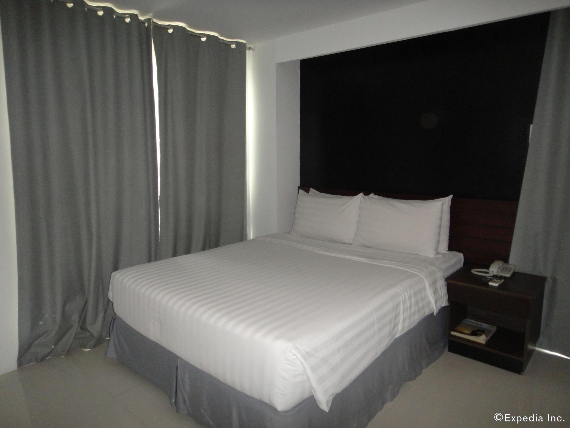 Cityscape Hotel Mandaue Esterno foto