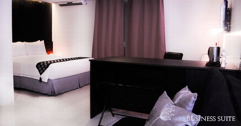 Cityscape Hotel Mandaue Esterno foto